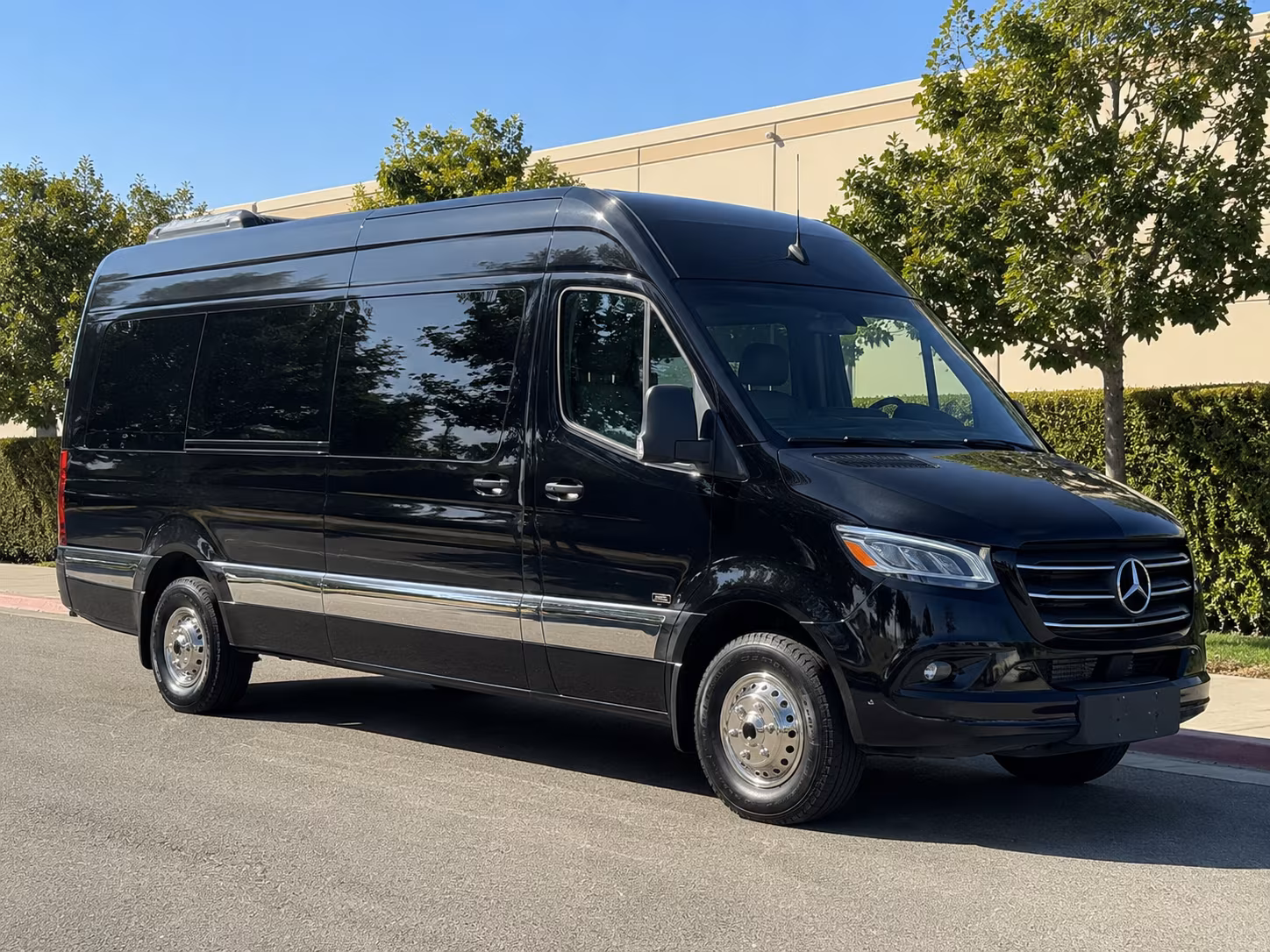 provo 18 passenger sprinter van